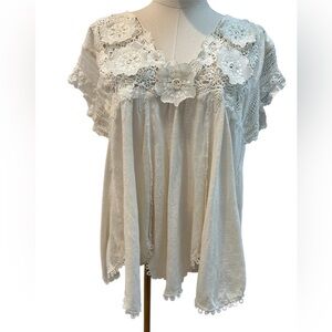 Cotton floral applicae Anthropologie Short Sleeve White/offwhite S